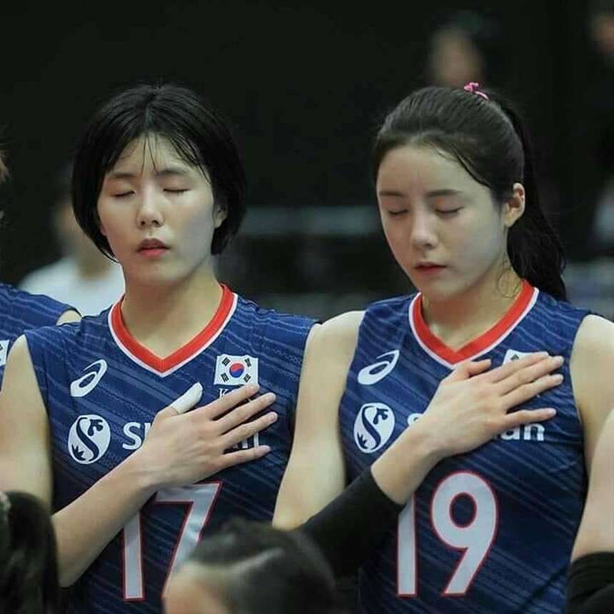 Bóng chuyền Hàn Quốc tranh cãi vì bộ đôi 'ngọc nữ' mắc bệnh sao, dính scandal bạo lực học đường - Ảnh 3.