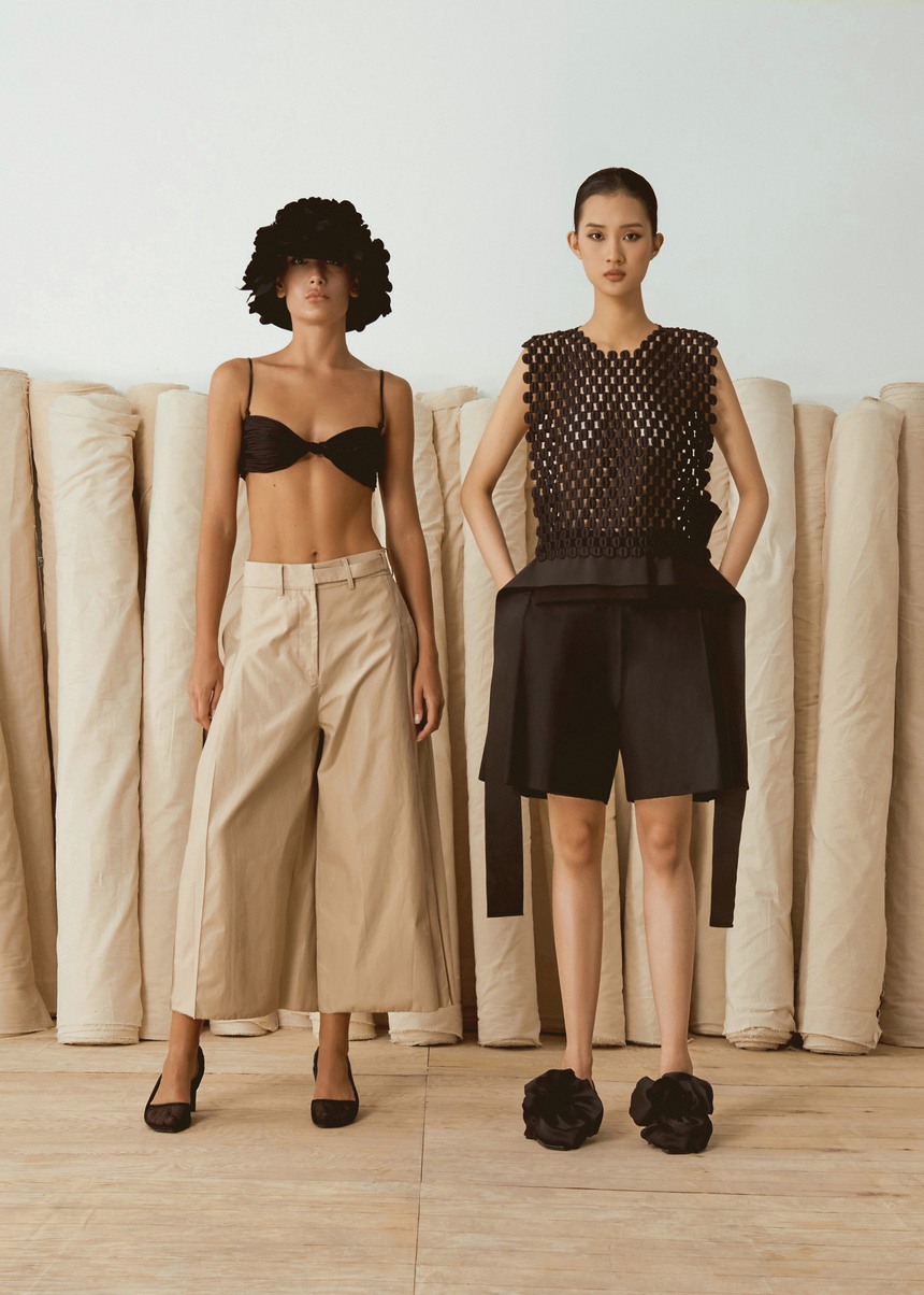 Công Trí gây thương nhớ với BST Resort 2023 về các loài hoa - Ảnh 9.