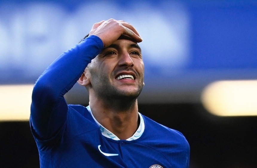 Tin chuyển nhượng 1/7: MU nhắm tiền đạo châu Á, Ziyech lại gặp 'vận rủi' - Ảnh 3.