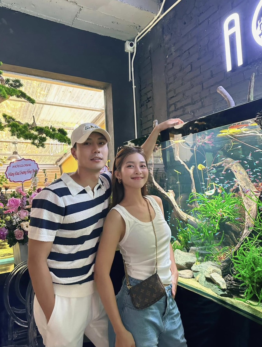 Sao Việt 1/7: Đức Phúc khoe ảnh đi du lịch Hà Quốc; Thanh Sơn - Khả Ngân tình tứ bên nhau - Ảnh 2. Sao Việt 1/7: Đức Phúc khoe ảnh đi du lịch Hà Quốc; Thanh Sơn - Khả Ngân tình tứ bên nhau - Ảnh 2.