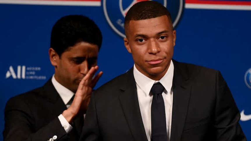 Tin nóng bóng đá sáng 10/7: MU gây sốc với tiền vệ hay nhất Arsenal, PSG được khuyên bán Mbappe - Ảnh 4.