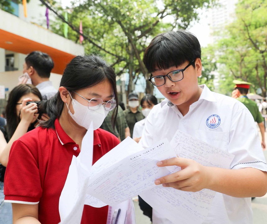 Góc nhìn 365: Những học sinh 'bên cửa sổ' - Ảnh 1.