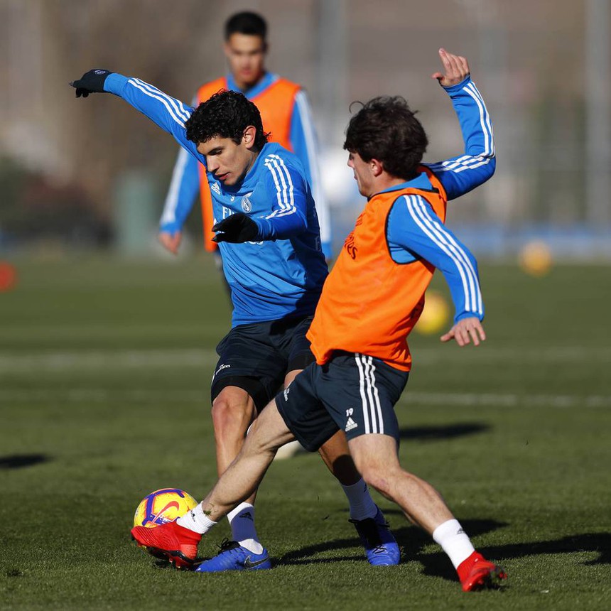 Tin nóng bóng đá tối 11/7: MU đưa 'Bruno Fernandes mới' về Old Trafford - Ảnh 6. Tin nóng bóng đá tối 11/7: MU đưa 'Bruno Fernandes mới' về Old Trafford - Ảnh 6.