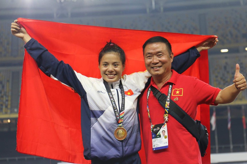 Nguyễn Thị Huyền- VĐV giữ kỷ lục 13 HCV SEA Games: Câu chuyện 'bà mẹ trên đường chạy' và ước mơ về chiếc tủ lạnh - Ảnh 4.