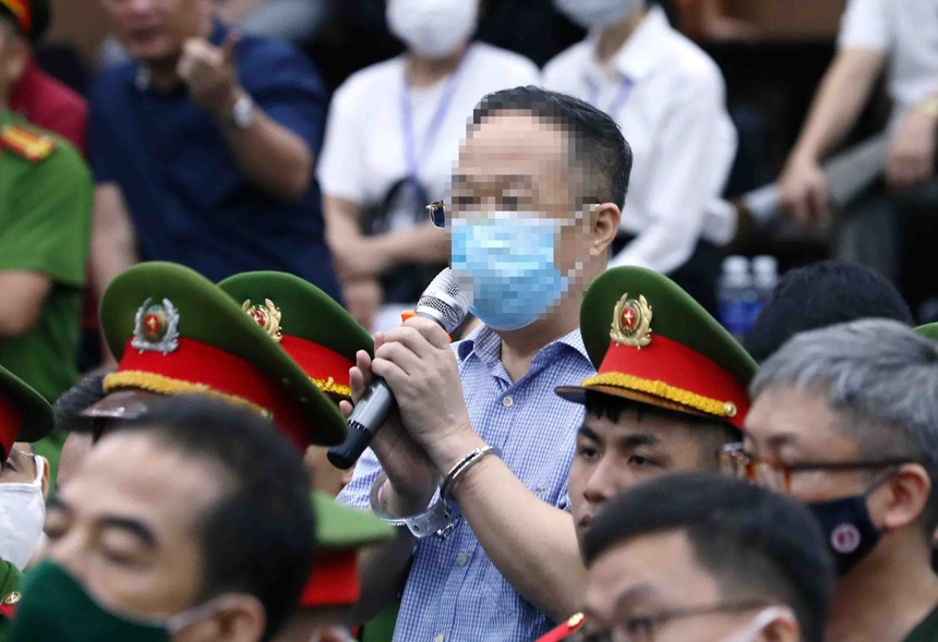 Vụ 'Chuyến bay giải cứu': Hơn 226 tỷ đồng hối lộ để cấp phép cho các chuyến bay - Ảnh 9. Vụ 'Chuyến bay giải cứu': Hơn 226 tỷ đồng hối lộ để cấp phép cho các chuyến bay - Ảnh 9.