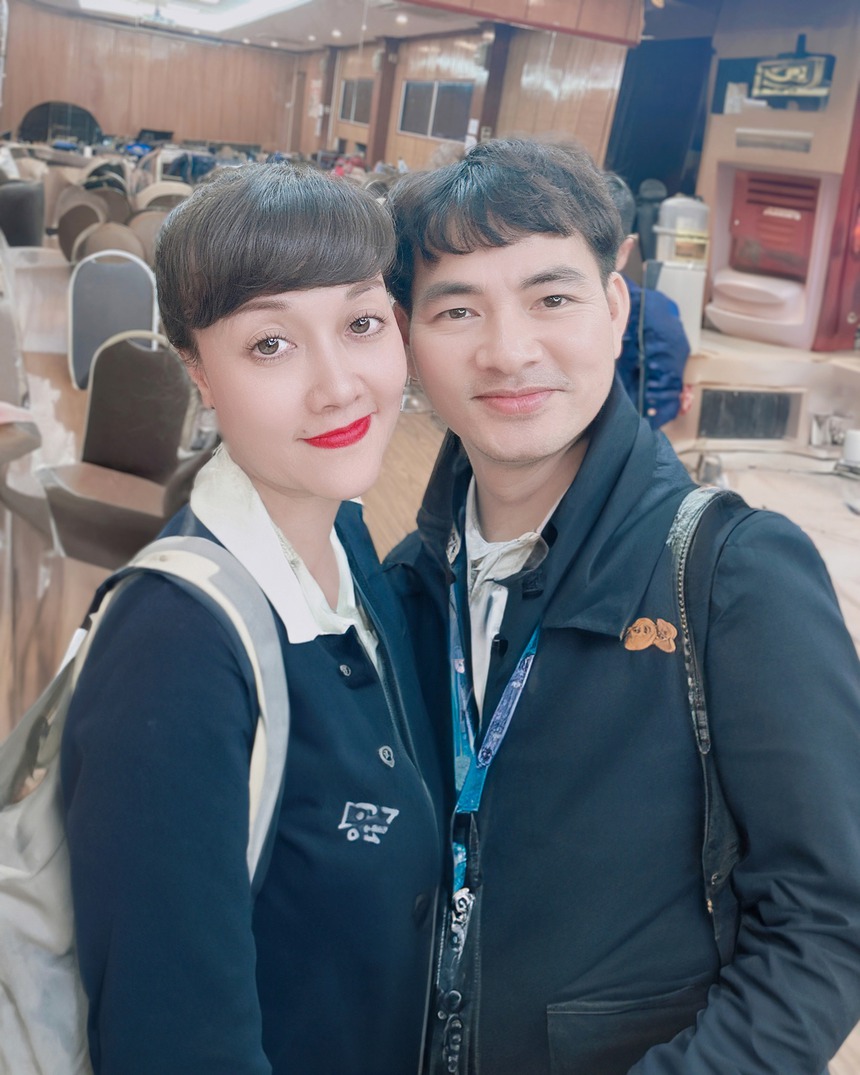 Sao Việt 11/7: Vân Dung làm thơ tặng Xuân Bắc, Việt Hương đăng ảnh 'tình bể bình' kỉ niệm ngày cưới - Ảnh 1.