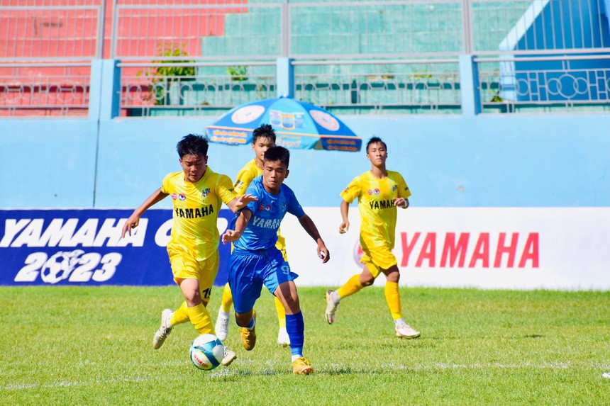 VCK giải BĐ thiếu niên U13 toàn quốc - Yamaha Cup 2023: SLNA và Hà Tĩnh vào chung kết - Ảnh 2.