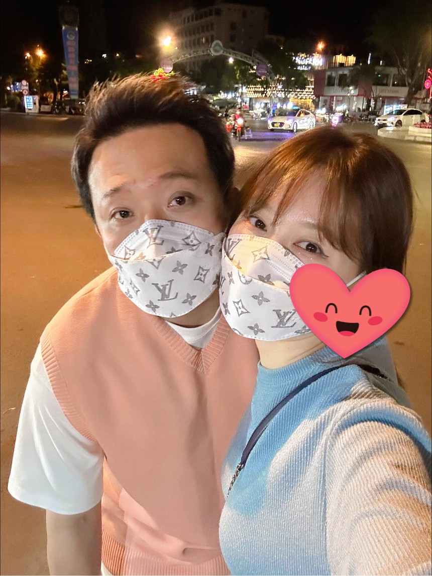 Sao Việt 12/7: Trấn Thành - Hariwon đi hâm nóng tình cảm, Mai Tài Phến cực điển trai trong hình mới - Ảnh 1. Sao Việt 12/7: Trấn Thành - Hariwon đi hâm nóng tình cảm, Mai Tài Phến cực điển trai trong hình mới - Ảnh 1.