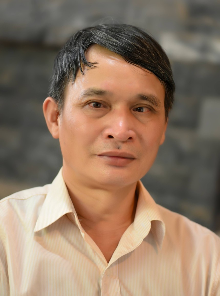 Nhà thơ Hoài Khánh: Hơn 40 năm thủ thỉ trò chuyện với trẻ thơ - Ảnh 1.