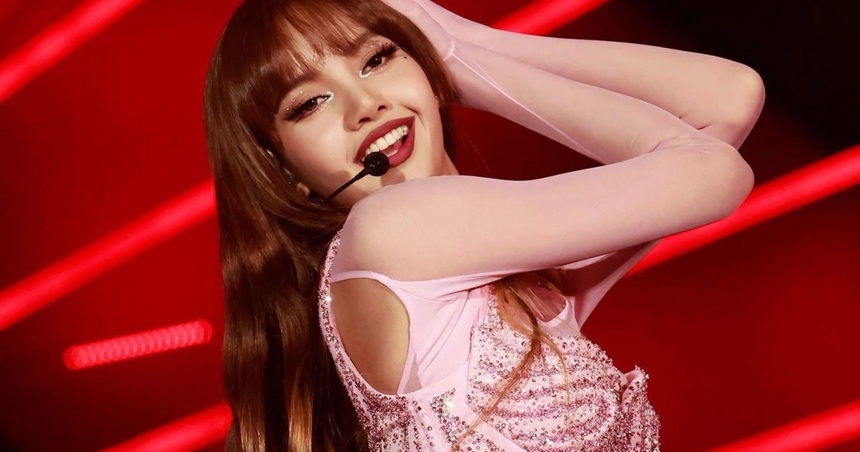 Phản ứng của K-netizen trước khả năng Lisa Blackpink không tái ký hợp đồng với YG - Ảnh 1.