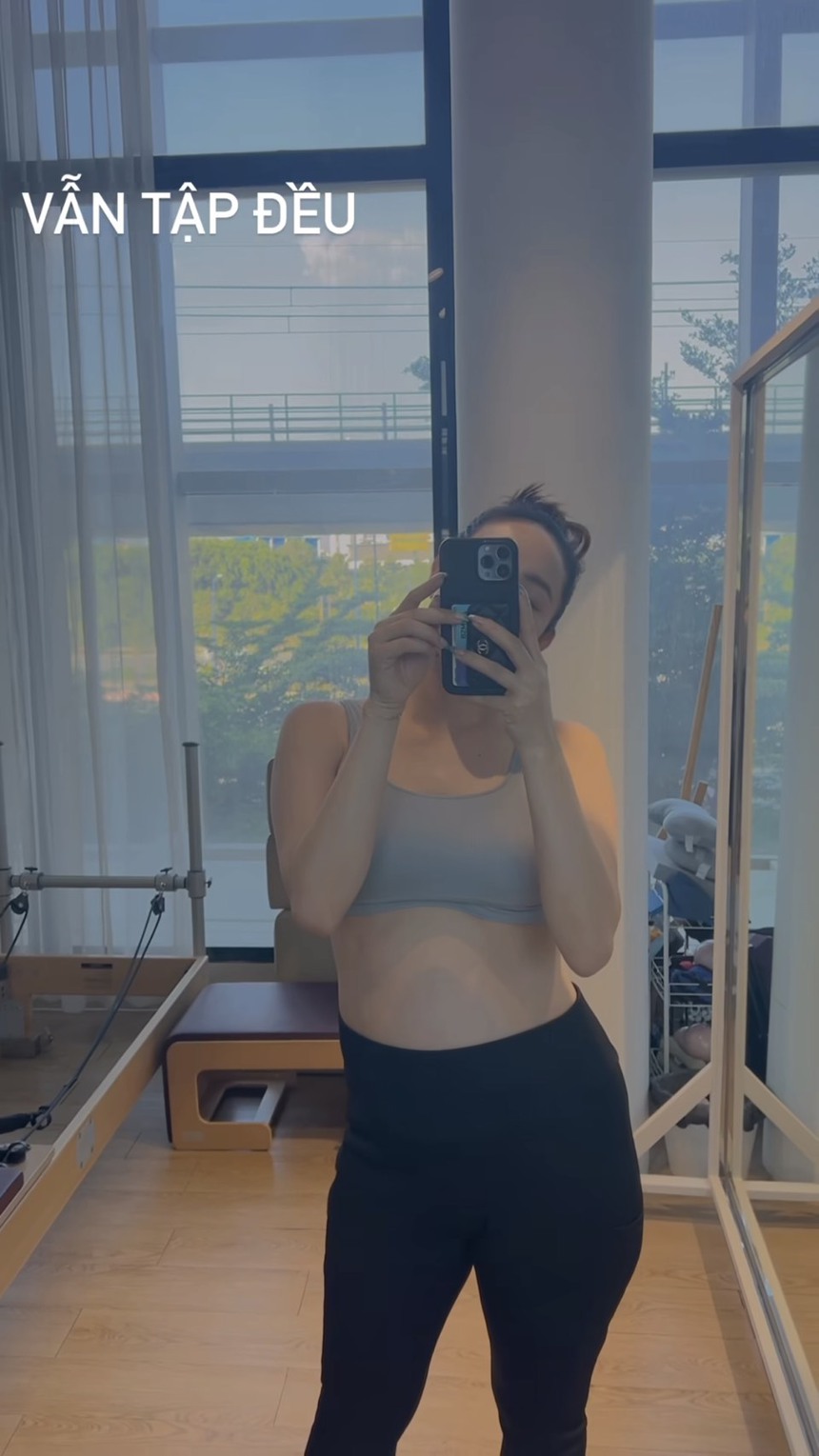 Sao Việt 12/7: Trấn Thành - Hariwon đi hâm nóng tình cảm, Mai Tài Phến cực điển trai trong hình mới - Ảnh 6. Sao Việt 12/7: Trấn Thành - Hariwon đi hâm nóng tình cảm, Mai Tài Phến cực điển trai trong hình mới - Ảnh 6.