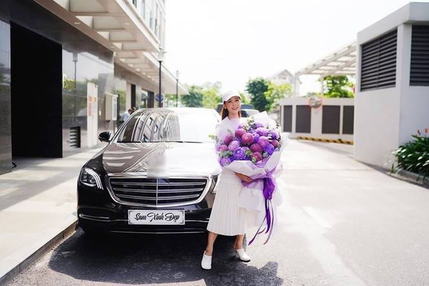 Hotgirl Sam nắm trong tay hơn 50 tỷ ở tuổi 33, cực kín tiếng trong chuyện tình cảm - Ảnh 2.