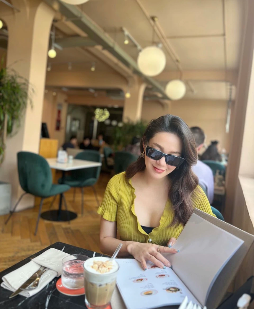 Sao Việt 13/7: Bảo Thanh, Vân Hugo hạnh phúc bên chồng, Lệ Quyên khoe dáng bên con trai - Ảnh 6.