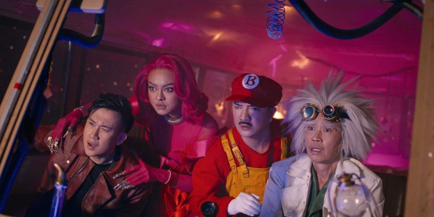 Mario Đàm Vĩnh Hưng giải cứu 'công chúa' Hoài Linh trong mv Dương Triệu Vũ   - Ảnh 1.