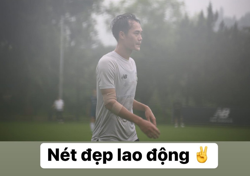 Sau khi ‘mất hút’, Văn Toàn xuất hiện với hình ảnh khiến CĐV xót xa, vận đen vẫn đeo bám cựu sao HAGL - Ảnh 2.