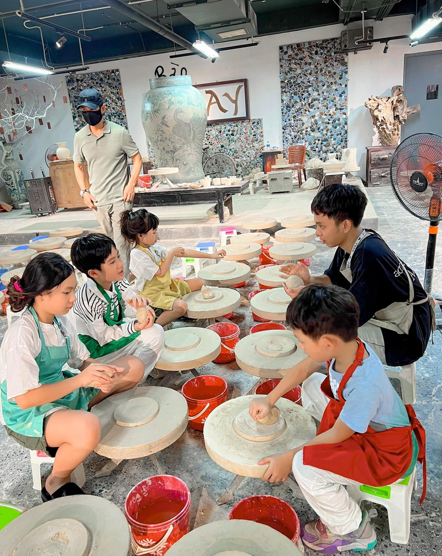 Bà mẹ 4 con Minh Hà: Nuôi con khoa học, nói không với việc chiều con quá đà - Ảnh 6.