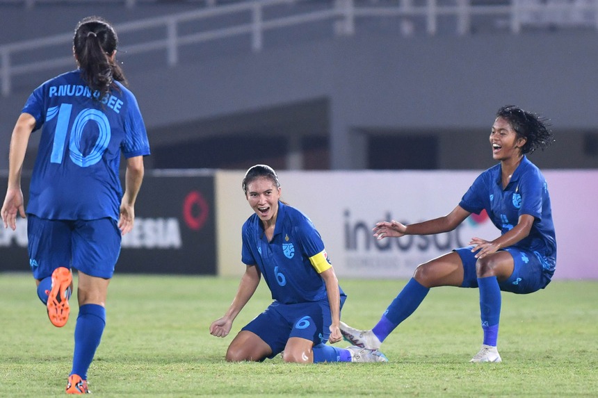 Phung phí cơ hội, đàn em Thanh Nhã vuột chức vô địch Đông Nam Á nhưng vẫn đoạt 2 giải thưởng danh giá - Ảnh 2. Phung phí cơ hội, đàn em Thanh Nhã vuột chức vô địch Đông Nam Á nhưng vẫn đoạt 2 giải thưởng danh giá - Ảnh 2.