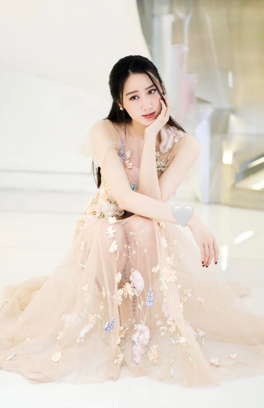 Sắc vóc nổi bật của nữ sinh Ngoại thương sở hữu vòng eo 58cm thi Miss Grand Vietnam 2023 - Ảnh 10.