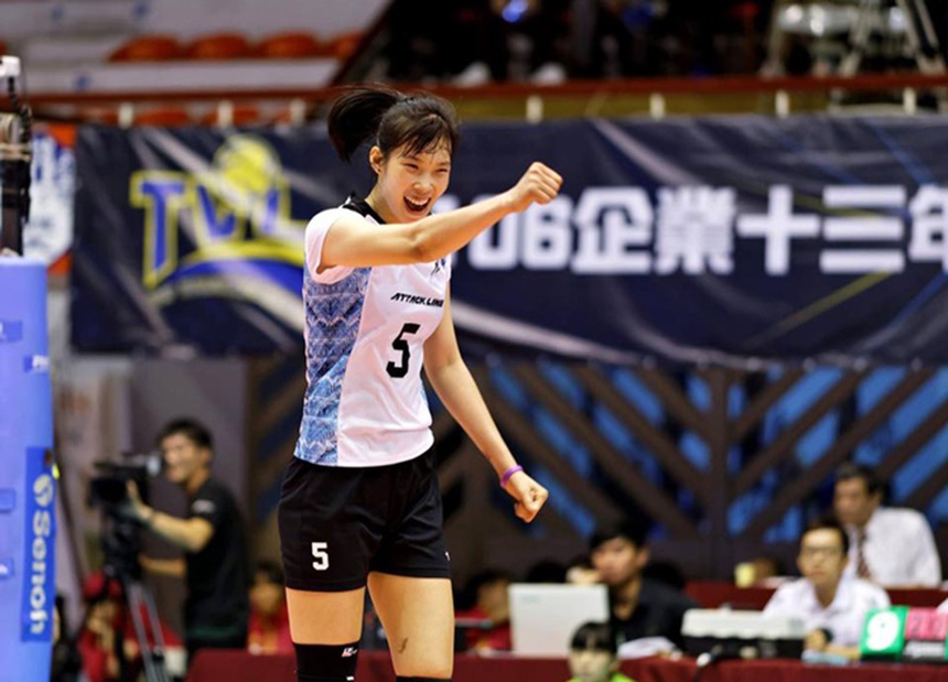 Thanh Thúy bùng nổ trong màu áo CLB Attack Line Thanh Thúy bùng nổ trong màu áo CLB Attack Line