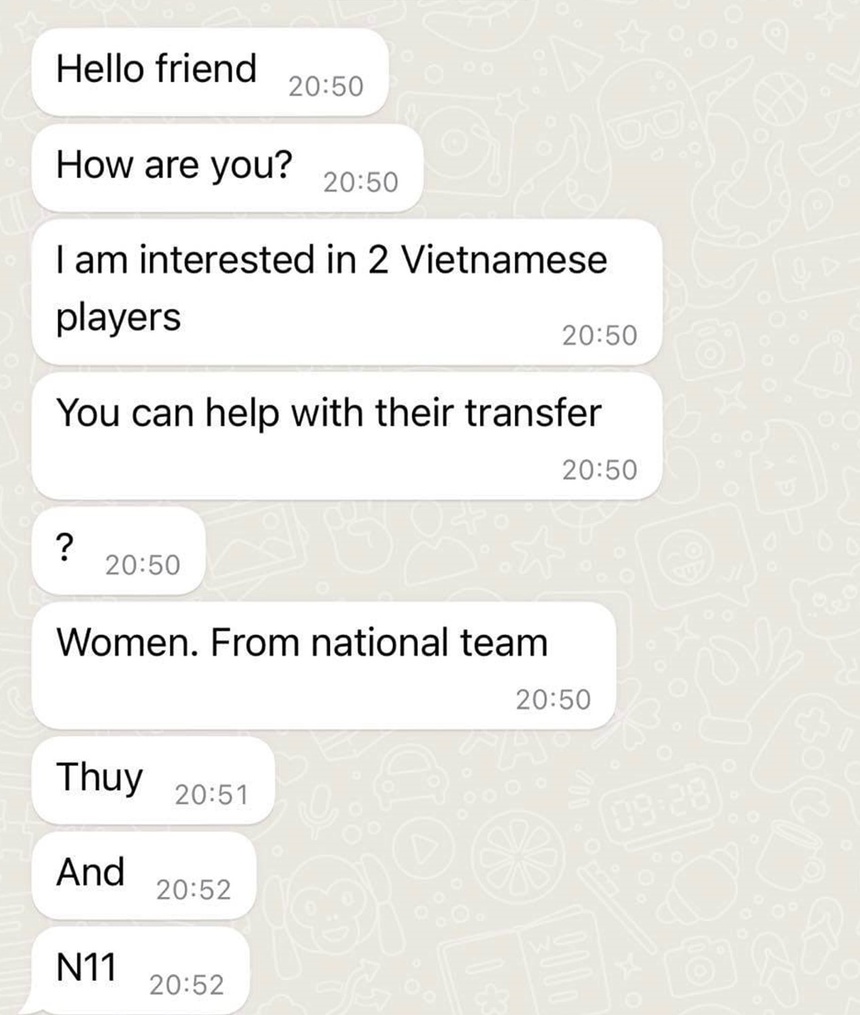 Tuyển trạch viên ở Ý tìm cách liên hệ với Thanh Thúy thông qua nhà đại diện uy tín ở Việt Nam Tuyển trạch viên ở Ý tìm cách liên hệ với Thanh Thúy thông qua nhà đại diện uy tín ở Việt Nam