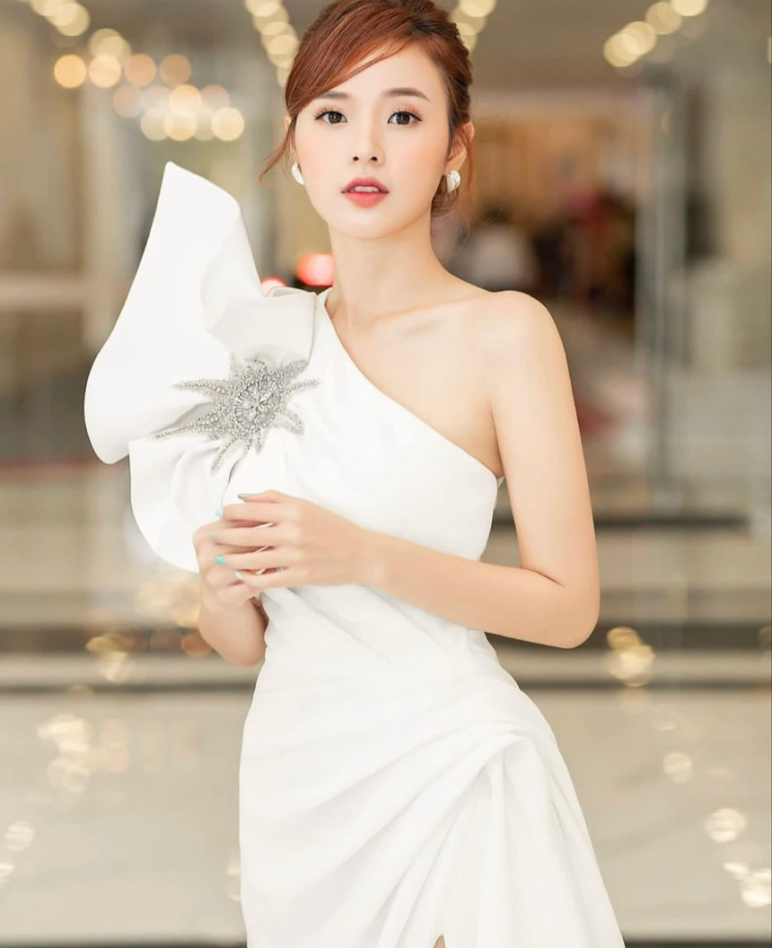 Sao Việt 16/7: Mai Phương Thúy giảm 10kg gây 'choáng', Trấn Thành bày tỏ sẵn sàng nhận con nuôi - Ảnh 5.