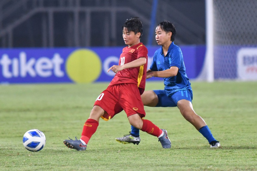 Bóng đá Việt Nam 16/7: Lộ lý do Xuân Trường không được đá chính, Đức Chiến được tiến cử lên đội tuyển - Ảnh 4. Bóng đá Việt Nam 16/7: Lộ lý do Xuân Trường không được đá chính, Đức Chiến được tiến cử lên đội tuyển - Ảnh 4.