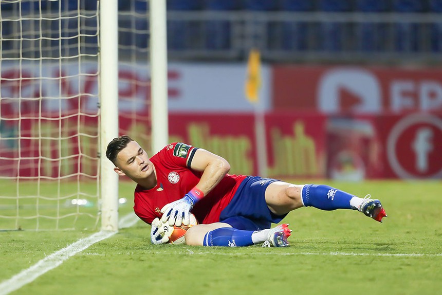 Patrik Lê Giang khiến CLB TP.HCM phải đánh đổi - Ảnh 1.