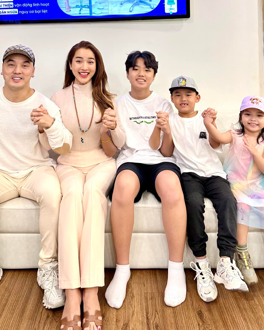 Ưng Hoàng Phúc  - Ảnh 3.