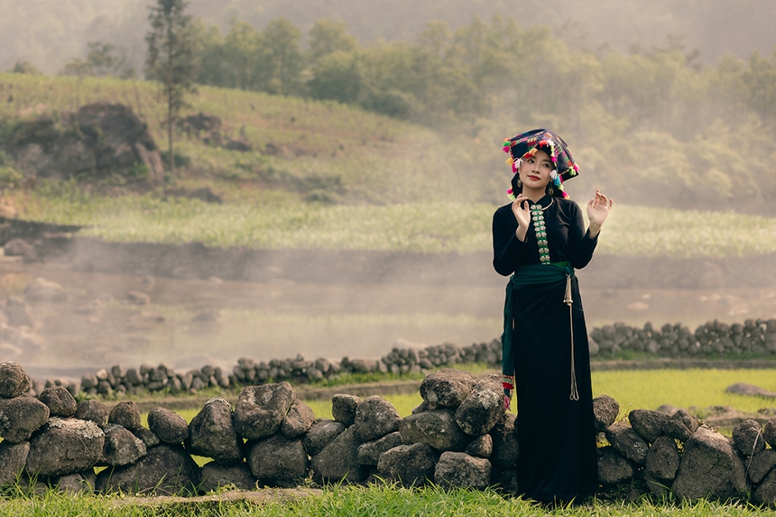 Sao Mai Thu Hằng cùng Sèn Hoàng Mỹ Lam ra MV về Tây Bắc - Ảnh 3.