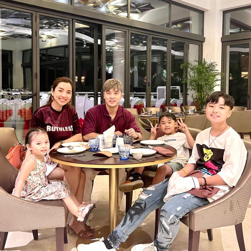 Ưng Hoàng Phúc  - Ảnh 5.