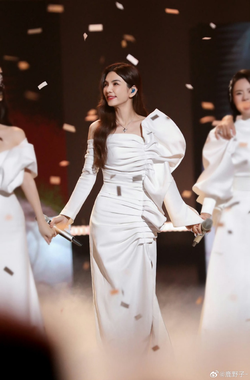 Rộ tin Chi Pu xuất sắc ra mắt trong nhóm nhạc nữ của Đạp gió 2023 - Ảnh 2. Rộ tin Chi Pu xuất sắc ra mắt trong nhóm nhạc nữ của Đạp gió 2023 - Ảnh 2.