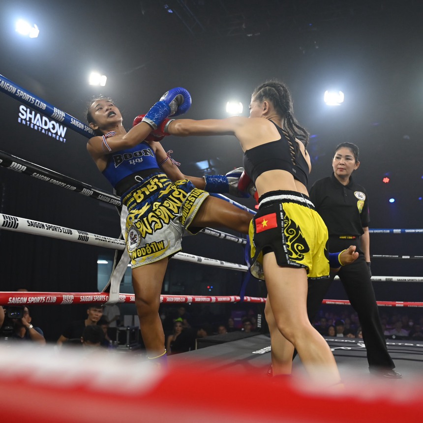 Nữ võ sĩ Việt Nam cao 1m58 thắng võ sĩ Thái Lan để vô địch Muay Thái, lập kỳ tích sánh ngang Duy Nhất - Ảnh 3.