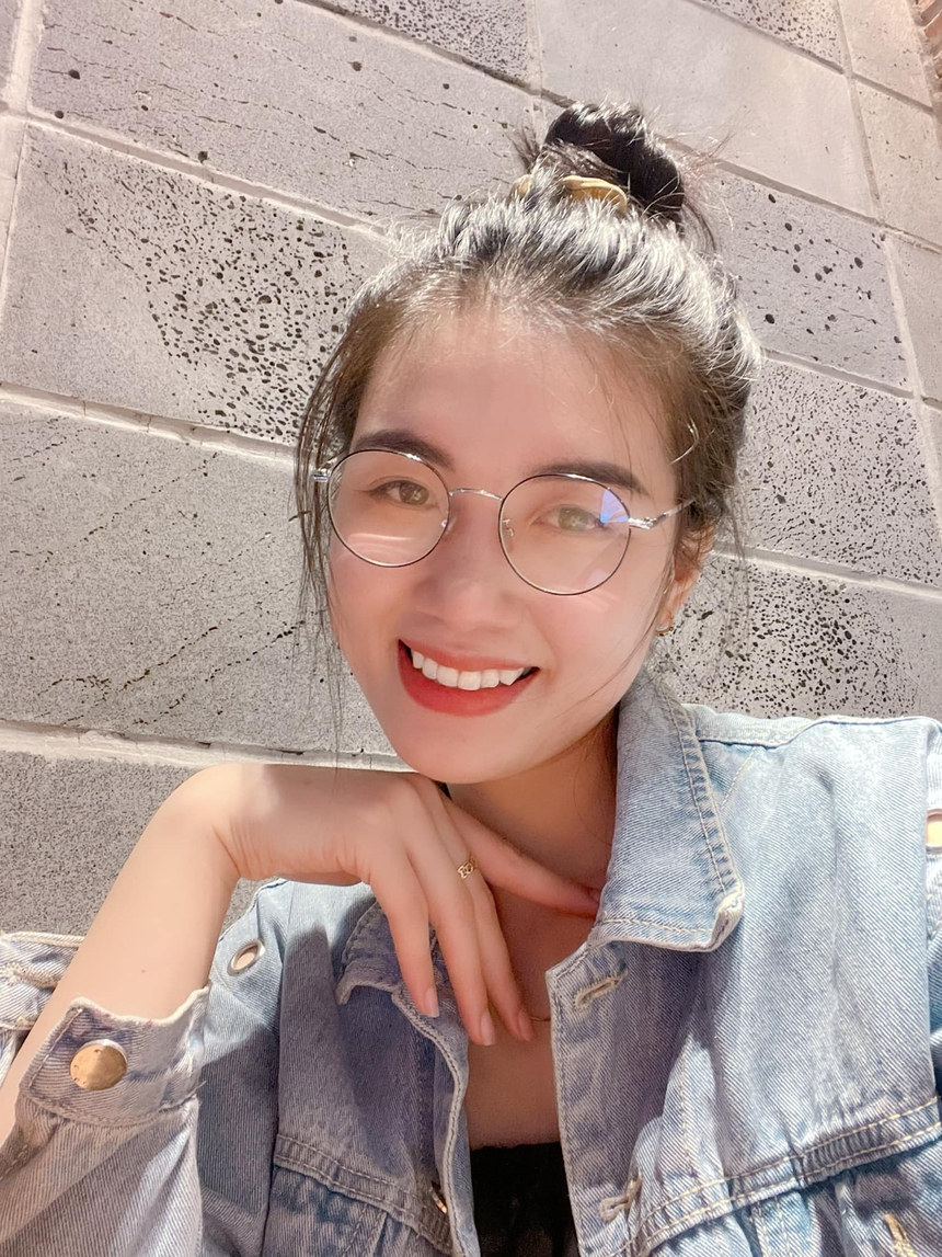 Huyền thoại bóng rổ Việt Nam Chong Paul lên xe hoa, ấn tượng với nhan sắc hôn thê là hoa khôi bóng chuyền - Ảnh 8. Huyền thoại bóng rổ Việt Nam Chong Paul lên xe hoa, ấn tượng với nhan sắc hôn thê là hoa khôi bóng chuyền - Ảnh 8.