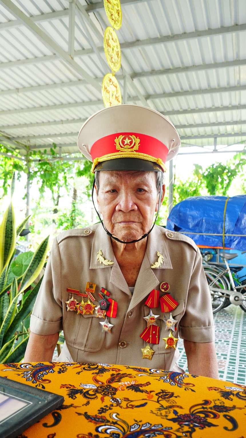 Có con đường và ngôi trường mang tên Đặng Công Bỉnh - Ảnh 1.