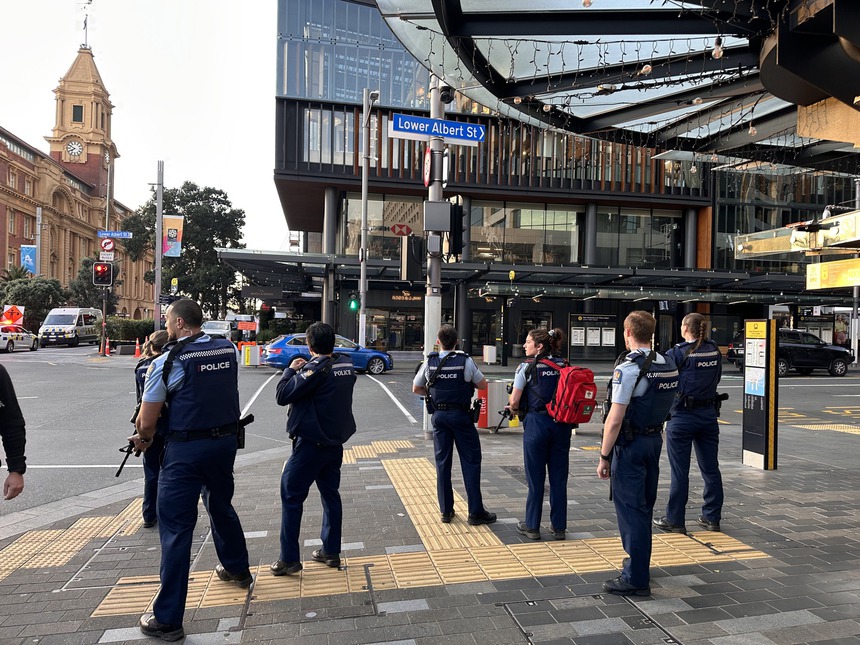 Xả súng ở New Zealand trước thềm trận khai mạc World Cup nữ 2023 - Ảnh 2.