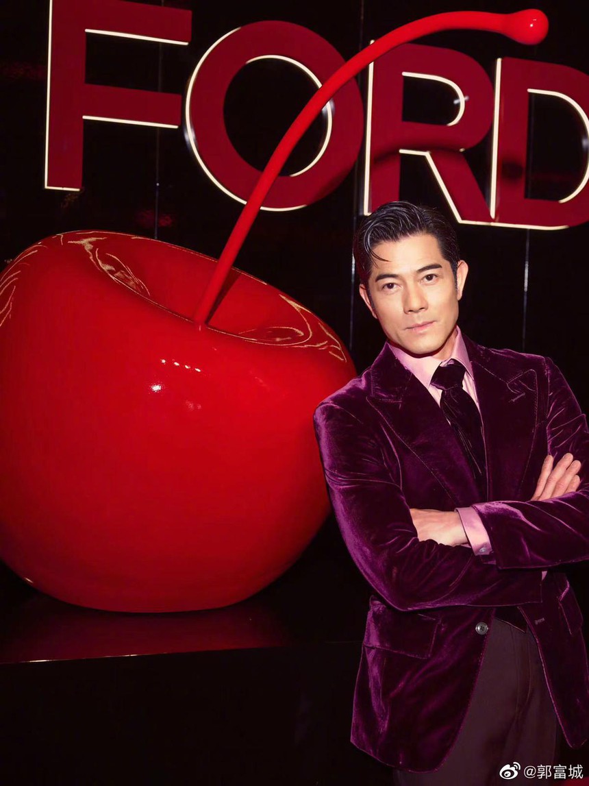 Nhan sắc nhóc tì nhà 'Thiên vương' Quách Phú Thành bất ngờ gây sốt - Ảnh 9. Nhan sắc nhóc tì nhà 'Thiên vương' Quách Phú Thành bất ngờ gây sốt - Ảnh 9.