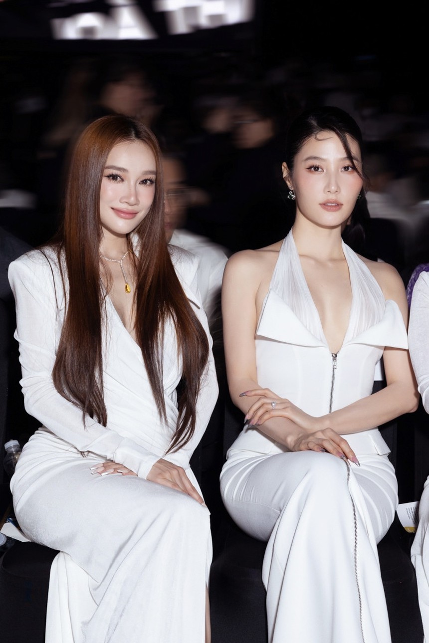 Sao Việt 19/7: Trấn Thành khoe ảnh 'xuống tóc', Chí Trung hạnh phúc bên người yêu kém tuổi - Ảnh 3.