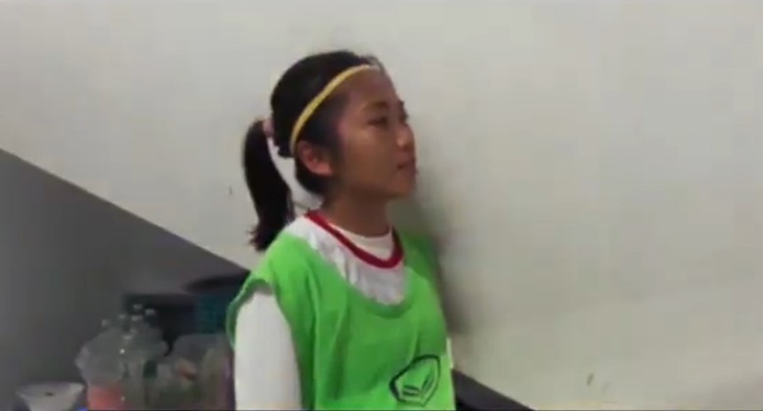 Huỳnh Như nhận thẻ đỏ ở chung kết do ăn mừng cực sung, phải trốn khi trở về Việt Nam vì sợ bị… ném đá - Ảnh 4.