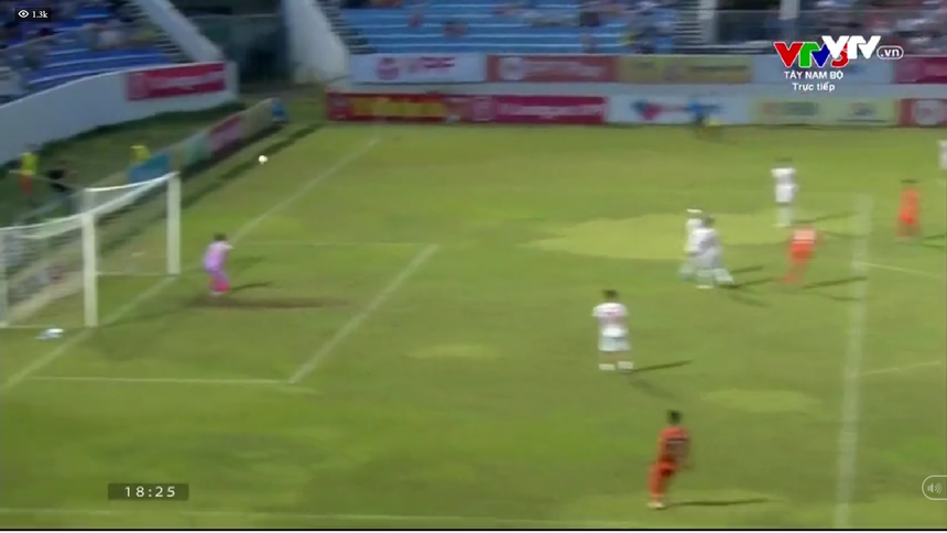 Quang Hải mờ nhạt, Filip Nguyễn bất lực, CAHN thua đau trước đội cuối bảng Đà Nẵng - Ảnh 3.