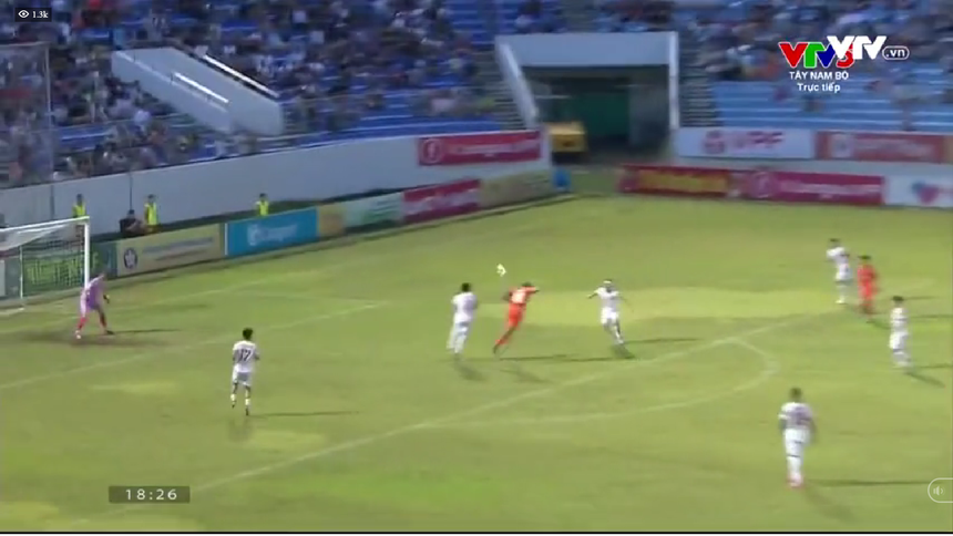 Quang Hải mờ nhạt, Filip Nguyễn bất lực, CAHN thua đau trước đội cuối bảng Đà Nẵng - Ảnh 2.