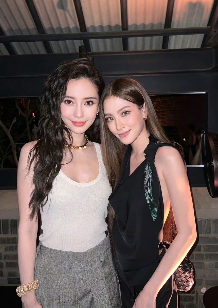Cư dân mạng sốc với màn đọ sắc của Angelababy và mỹ nhân Thái Lan - Ảnh 3. Cư dân mạng sốc với màn đọ sắc của Angelababy và mỹ nhân Thái Lan - Ảnh 3.