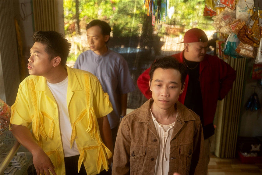 Madihu đánh dấu con đường âm nhạc mới với ca khúc 'Không có em' - Ảnh 4.