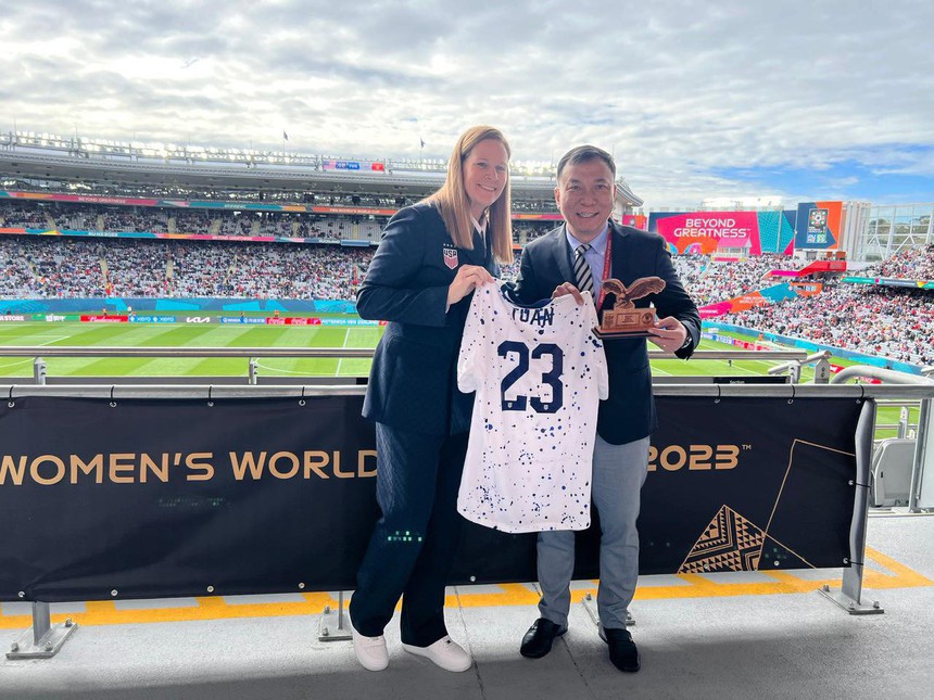 ĐT nữ Việt Nam được VFF thưởng nóng 800 triệu đồng sau màn trình diễn trước ĐT nữ Mỹ - Ảnh 3.