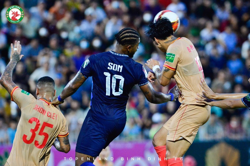 HLV CAHN chưa rõ về chấn thương của Văn Hậu - Ảnh 2.