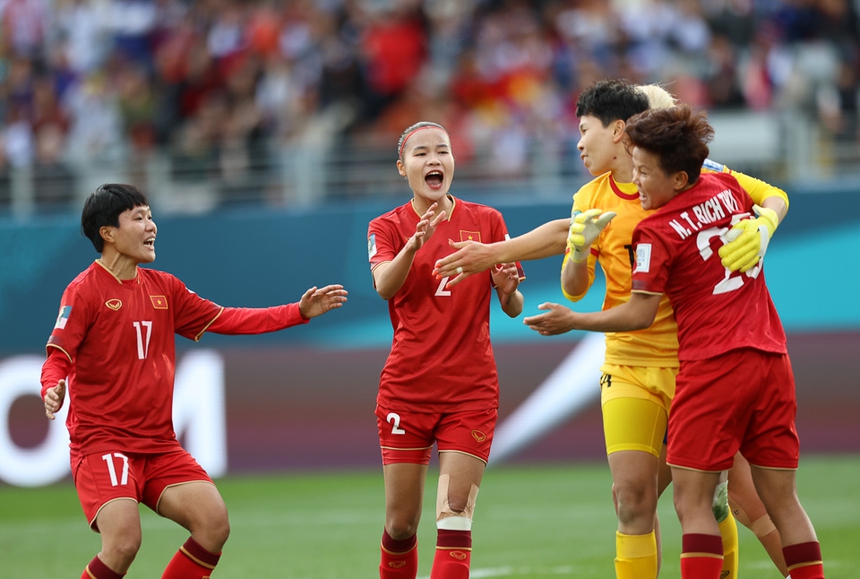 Nhà báo nước ngoài ca ngợi Kim Thanh của ĐT Việt Nam, chỉ ra xu hướng kỳ lạ về 11m ở World Cup nữ  - Ảnh 2.
