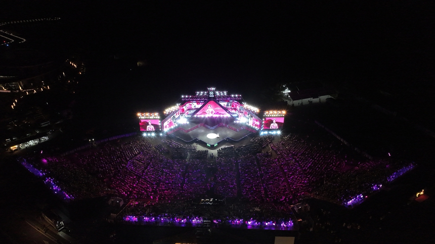 Đạo diễn Miss World Vietnam 2023 Hoàng Nhật Nam: 'Tôi luôn đặt ra áp lực dù sân khấu lớn hay nhỏ' - Ảnh 4.