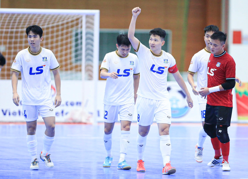 Văn Ý trắng lưới, Thái Sơn Nam vượt áp lực trên ngôi đầu - Ảnh 2.