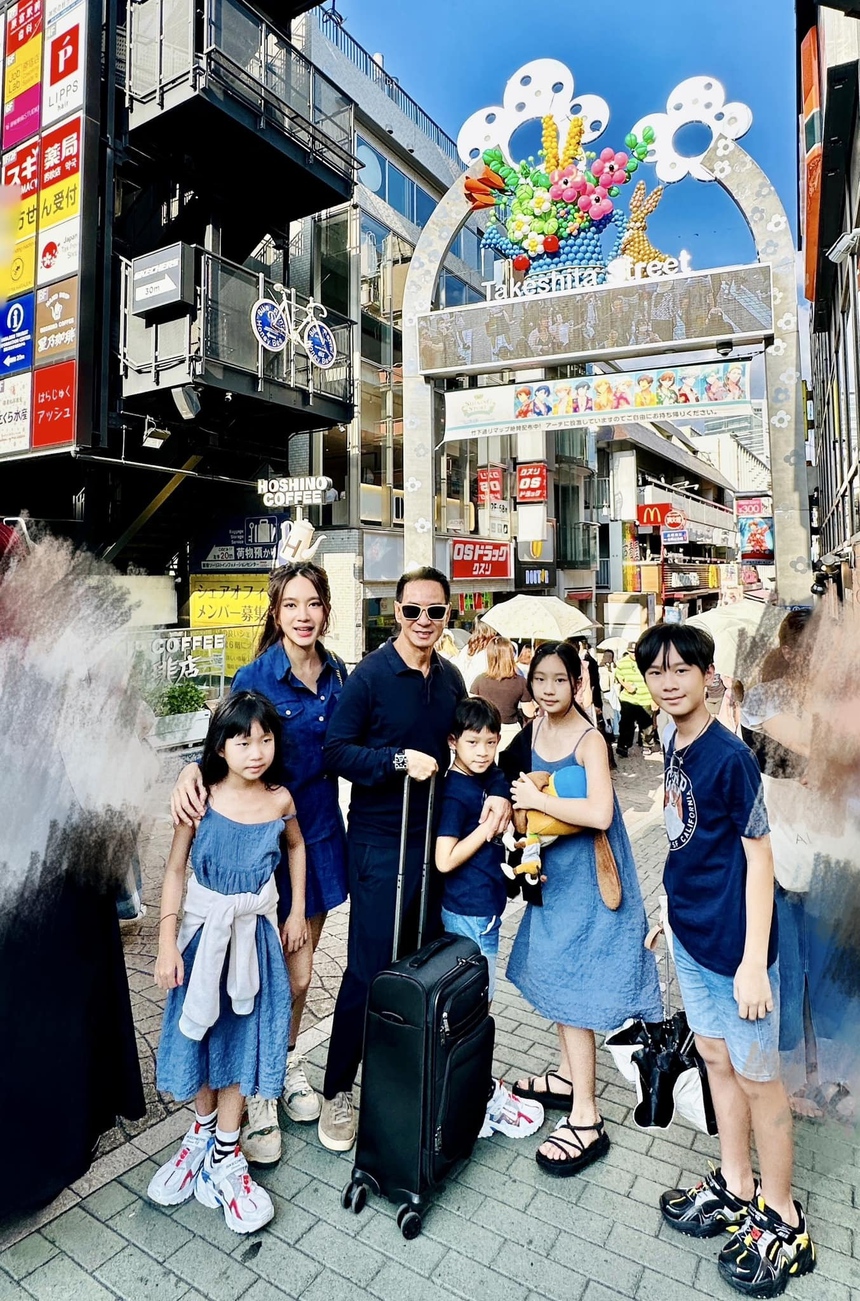 Sao Việt 24/7: Cẩm Ly tập hát cùng hội bạn thân, Quỳnh Nga tự tin khoe mặt mộc đẹp 'miễn chê' - Ảnh 7.