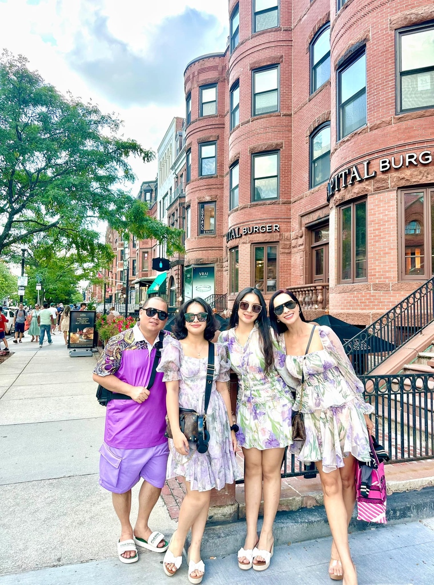 Sao Việt 24/7: Cẩm Ly tập hát cùng hội bạn thân, Quỳnh Nga tự tin khoe mặt mộc đẹp 'miễn chê' - Ảnh 6.