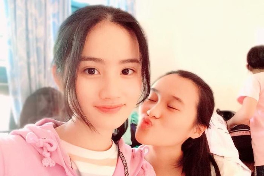 Hành trình 'lột xác' ngoạn mục của Tân Hoa hậu Thế giới Việt Nam Huỳnh Trần Ý Nhi - Ảnh 2. Hành trình 'lột xác' ngoạn mục của Tân Hoa hậu Thế giới Việt Nam Huỳnh Trần Ý Nhi - Ảnh 2.